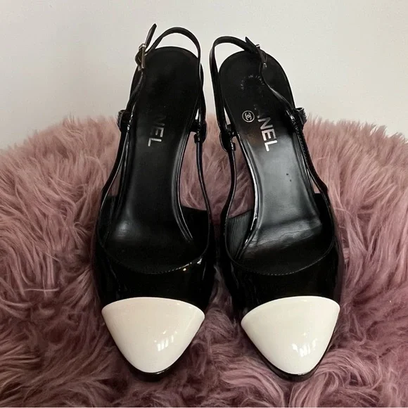 Chanel black patent leather with white cap toe Slingback pumps - Picture 4 of 15